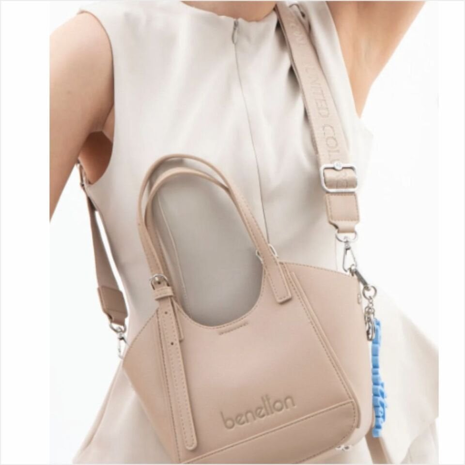 Benetton  BNT-1516 Naturel El Çantası Ten