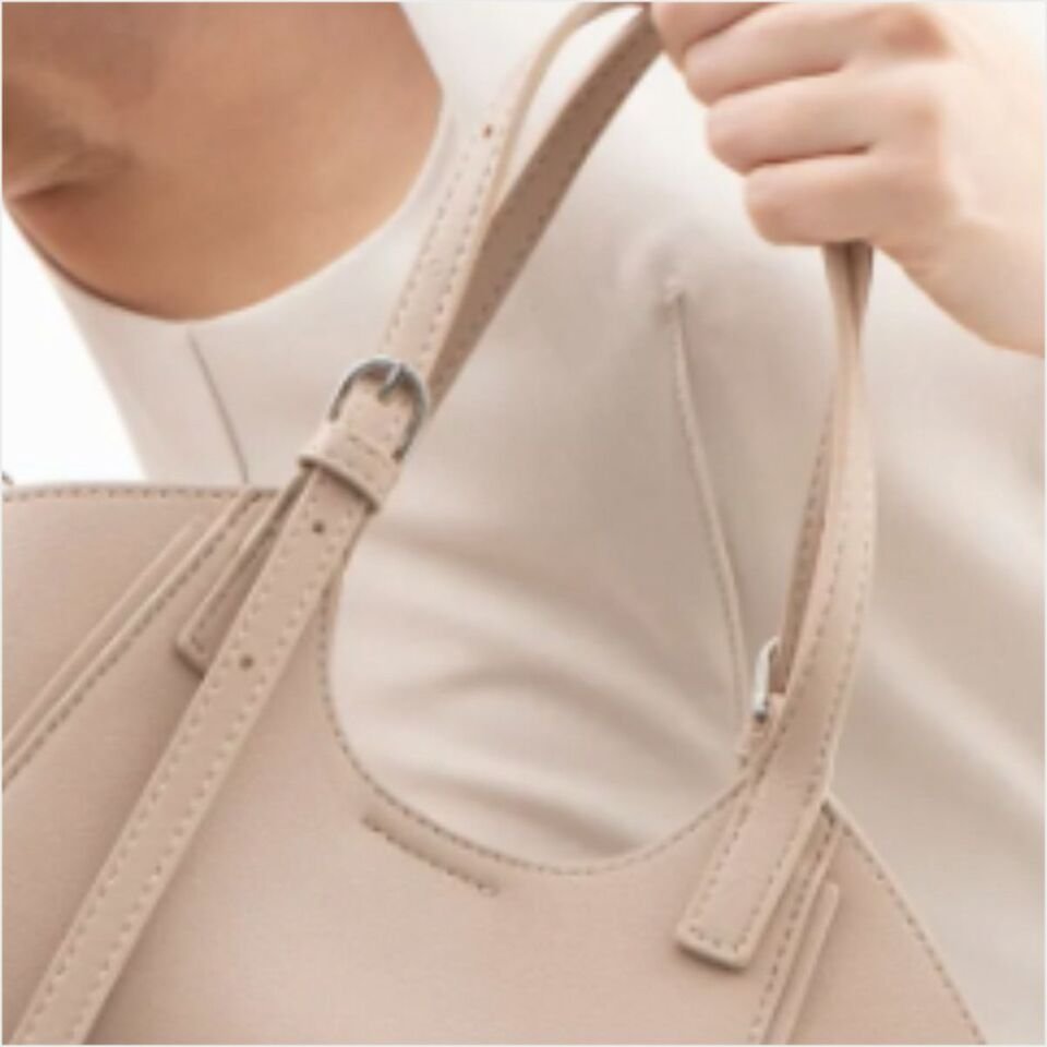 Benetton  BNT-1516 Naturel El Çantası Ten