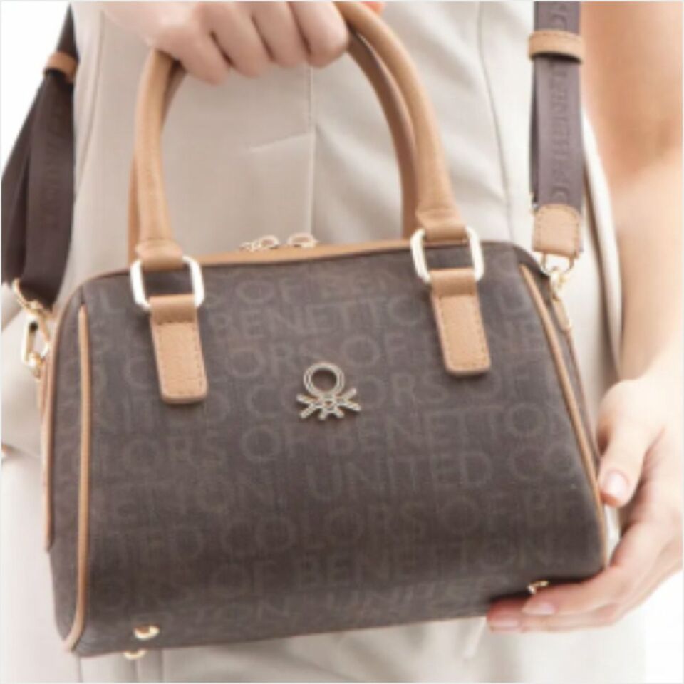 Benetton  BNT-1613 Monogram Eskitme Kol Çantası Kahve-Camel