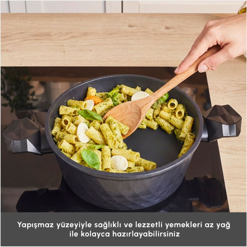 KARACA BİODİAMOND ANTİBAKTERİYEL KULP TENCERE 24 CM