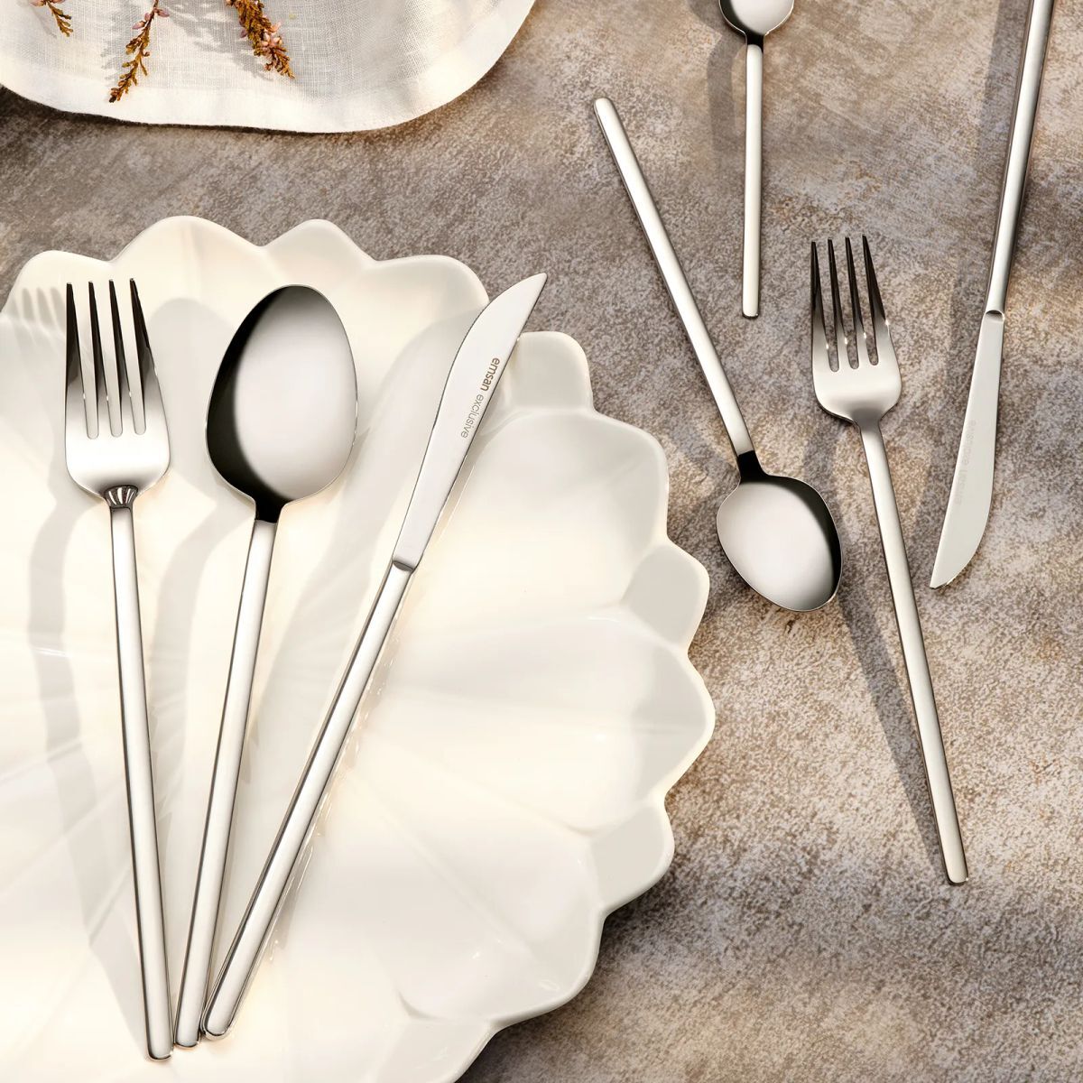 Emsan Lora 84 Parça 12 Kişilik Kutulu Çatal Kaşık bıçak Takımı