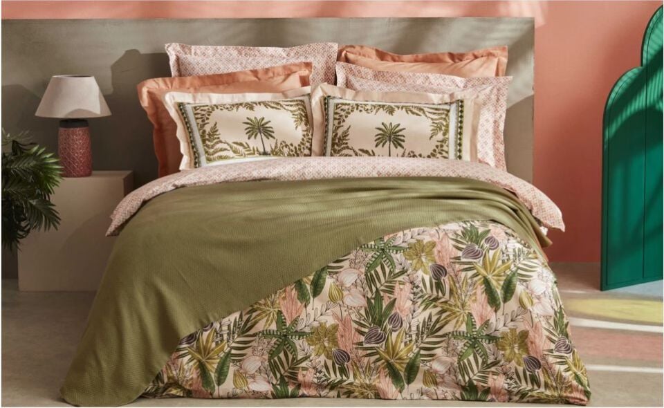 Karaca Home Afzelia Çift Kişilik Percale Nevresim Pike Hediyeli Takım Pudra