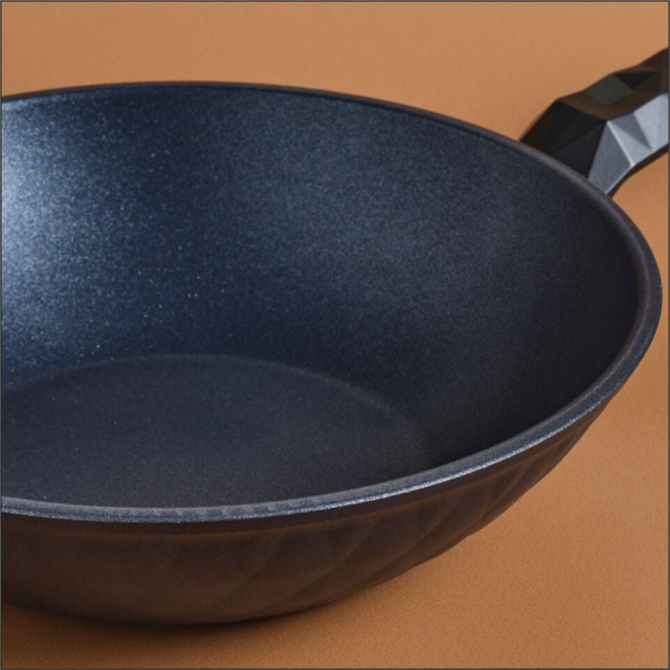 KARACA BİODİAMOND ANTİBAKTERİYEL KULP WOK TAVA 28 CM