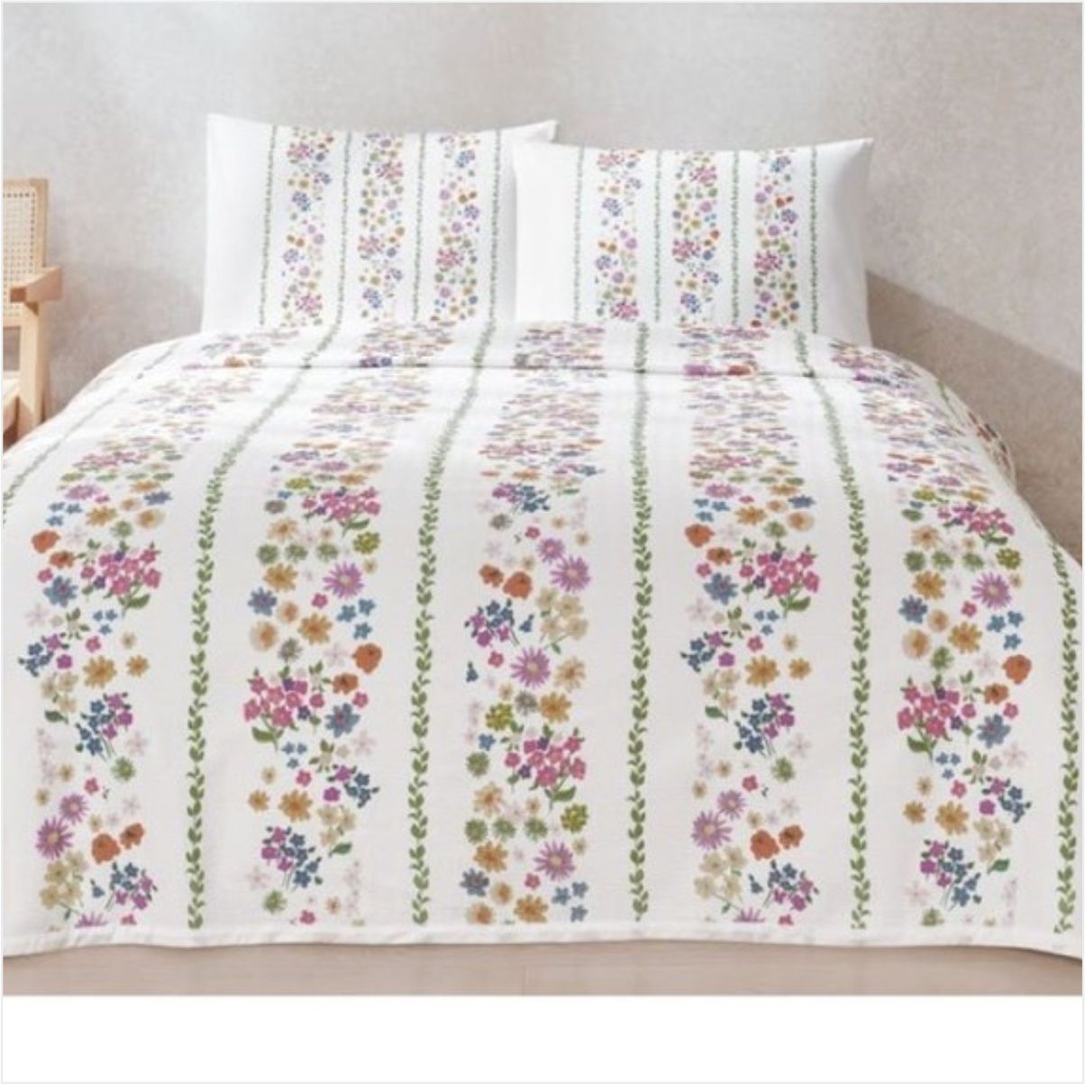 Taç Çift Kişilik Pike Takımı Lily Pembe