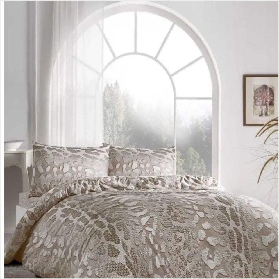 Taç Edgar Kahve Çift Kişilik Nevresim Takımı