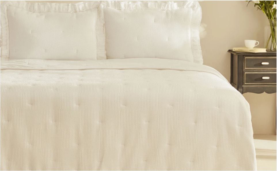 Karaca Home White Collection Perios %100 Pamuk Çİft Kişilik Spring Comfort/Uyku Seti Fırfırlı Beyaz
