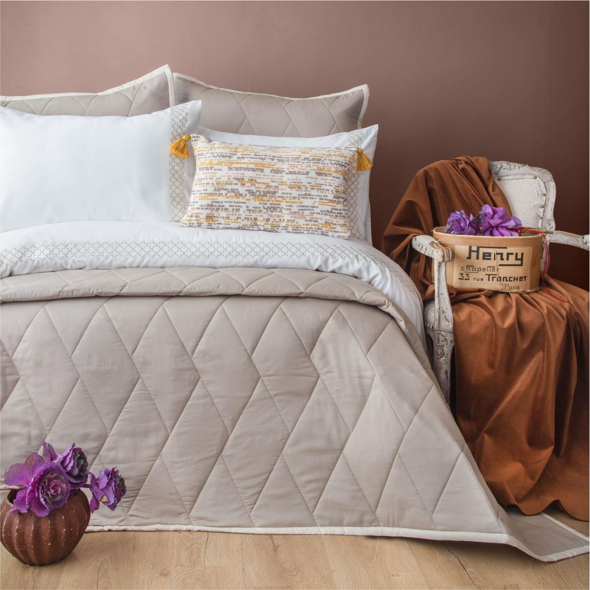 Pamuklar Apricitas Çift Kişilik Yatak Ortusu Set Beetle Bej