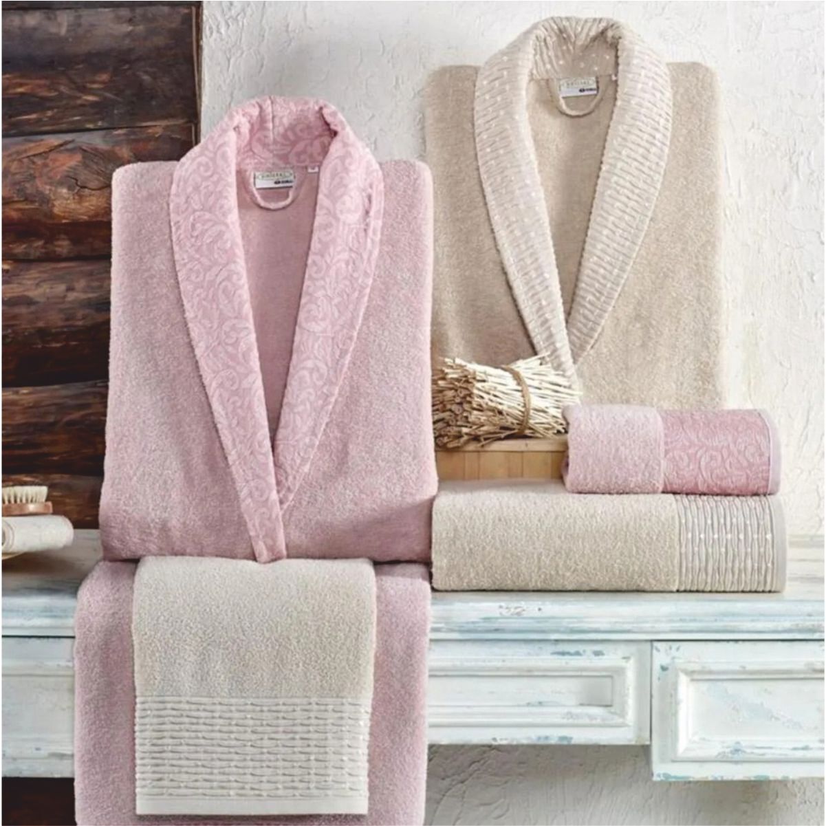 Taç Kristal Dream Jakarlı 6 Parça Aile Bornoz Takımı - Bej -Pudra