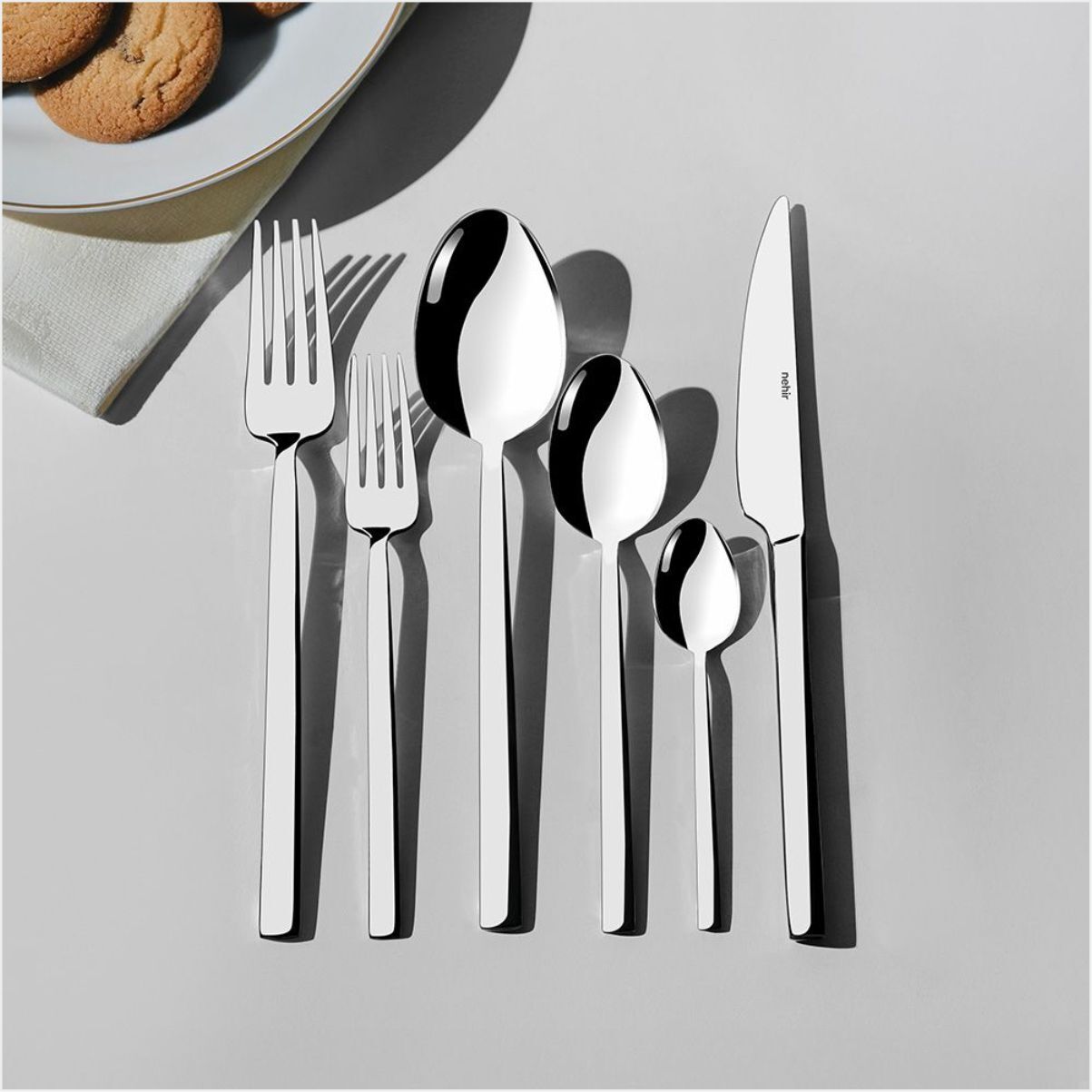 Nehir Dalyan Sade 72P Buyuk Aıle Takımı