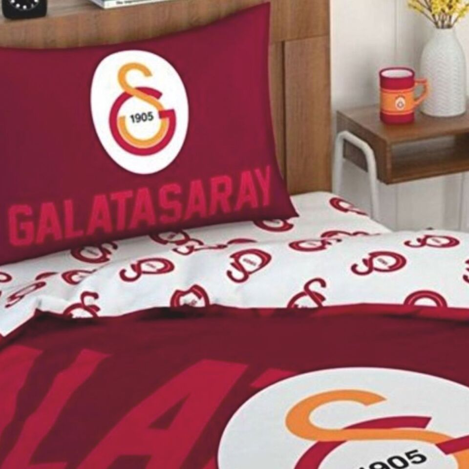 Taç Lisanslı Brf Nevresim Takımı Galatasaray  Kırmızı Logo